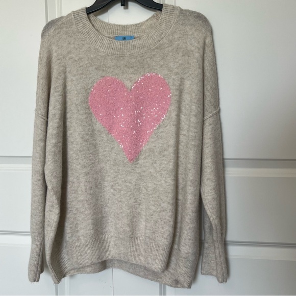 NWOT CeCe Cream and Pink Crew Neck Sweater with Vintage Heart Design - Picture 2 of 14